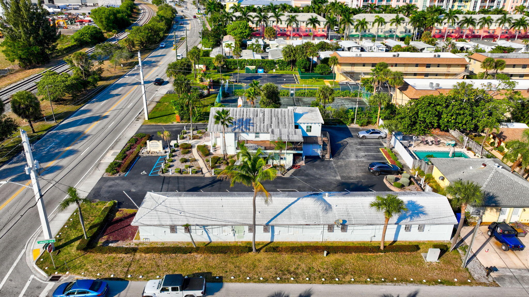 LAKEVIEW MANORS IN - Residential