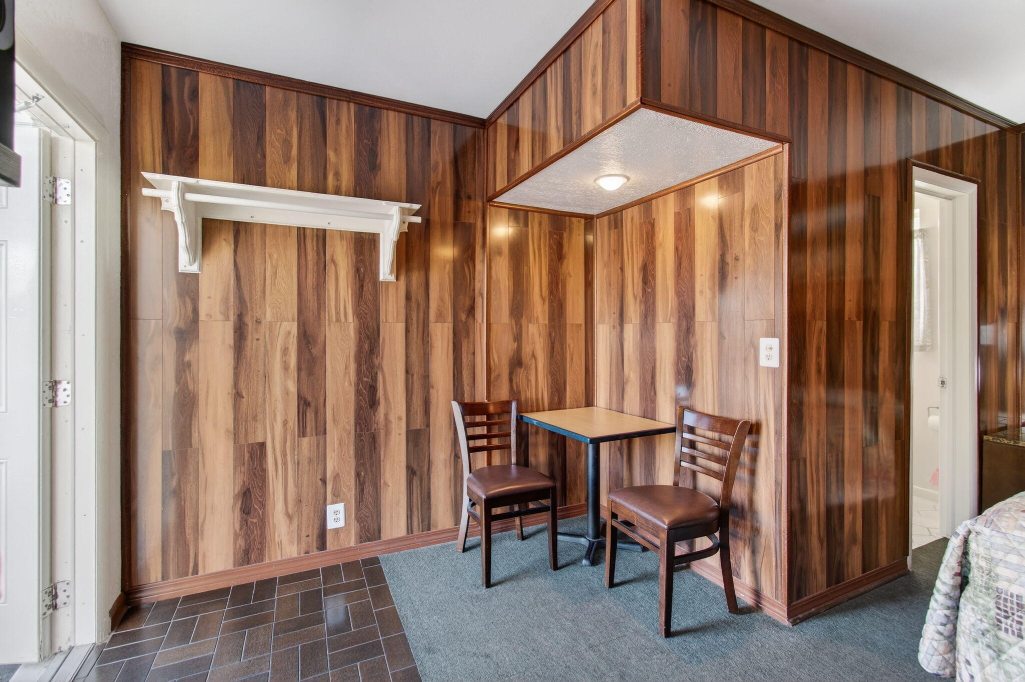 LAKEVIEW MANORS IN - Residential