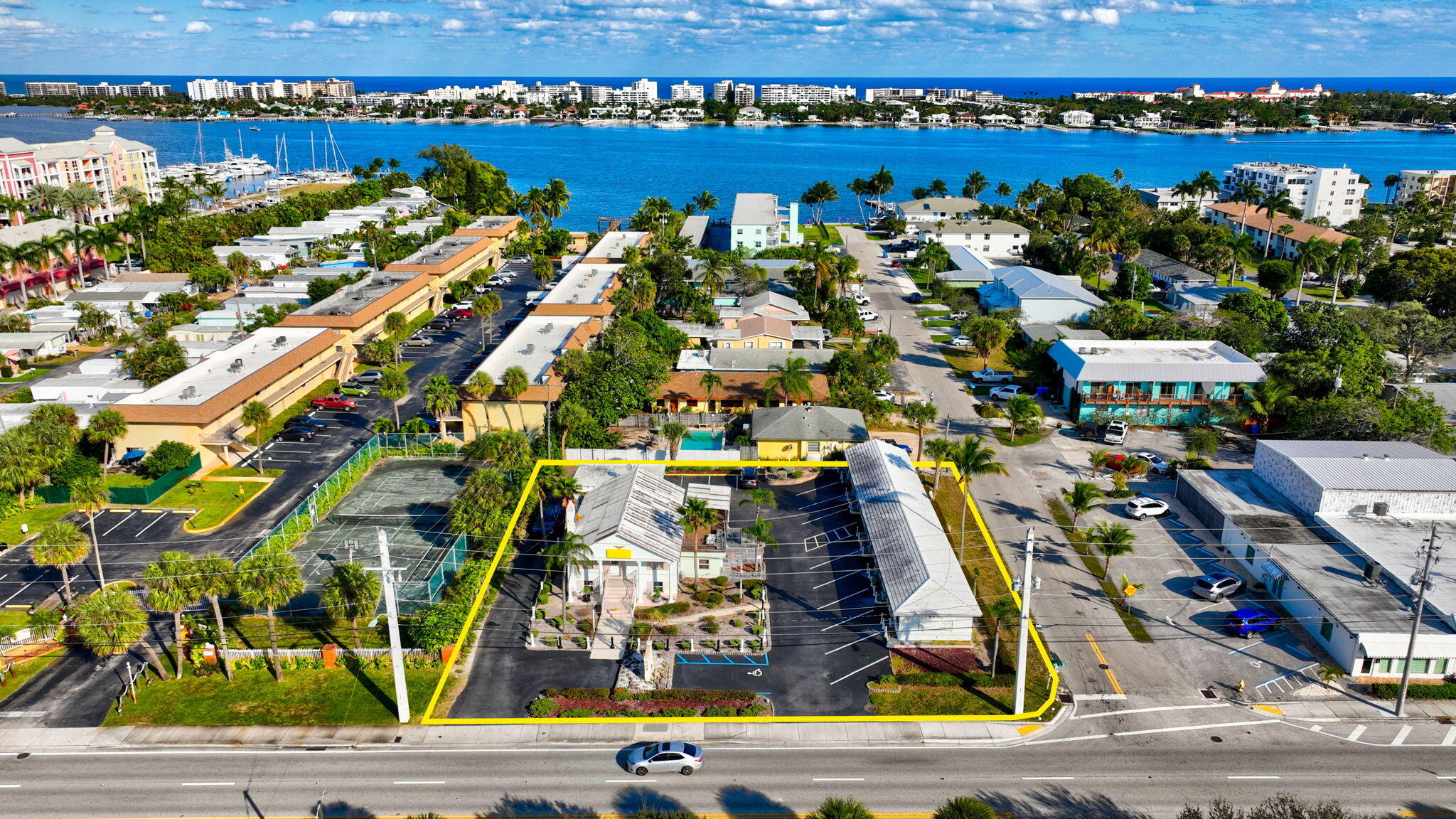 LAKEVIEW MANORS IN - Residential