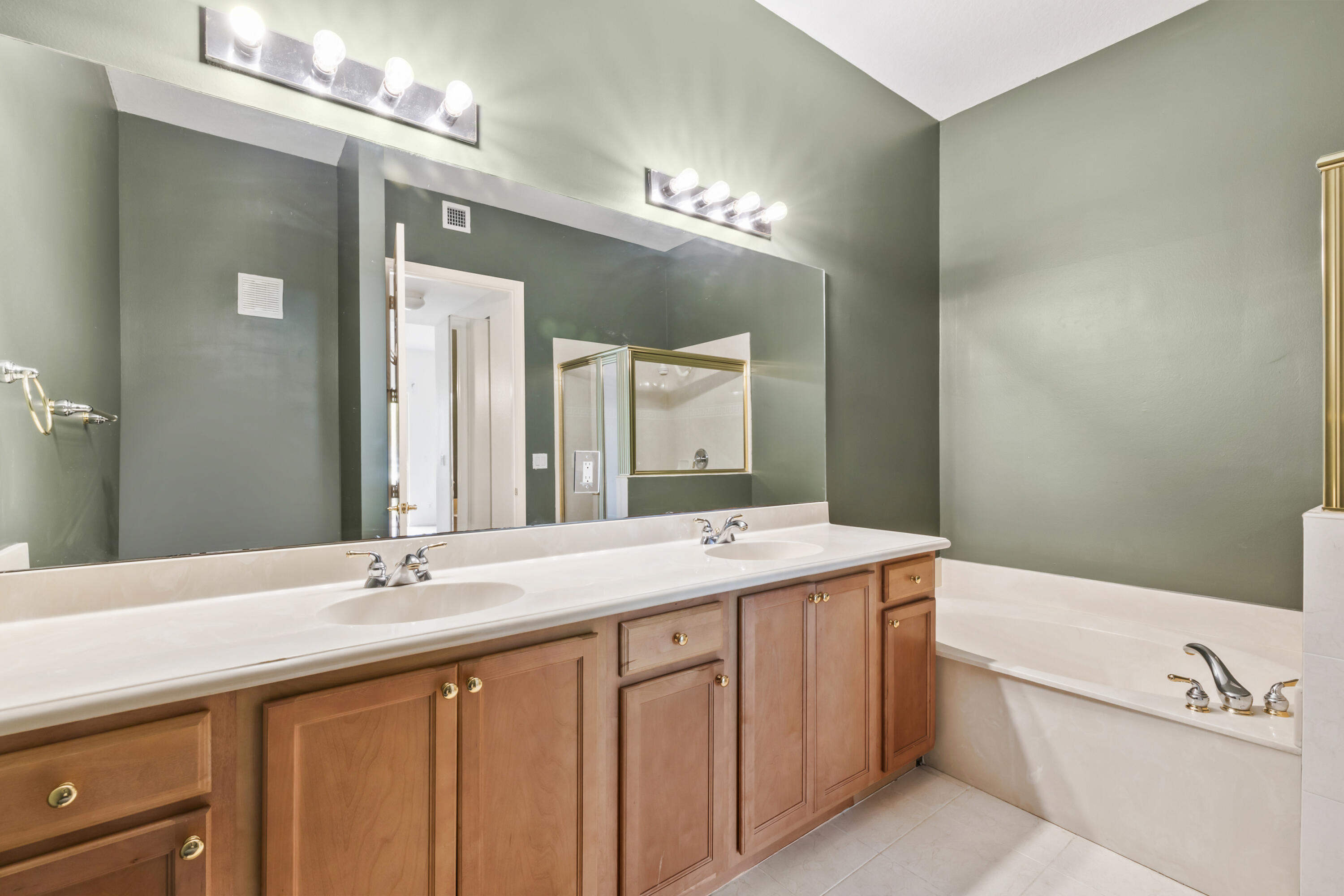 PROMENADE AT TRADITION NO I, A CONDOMINIUM - Residential