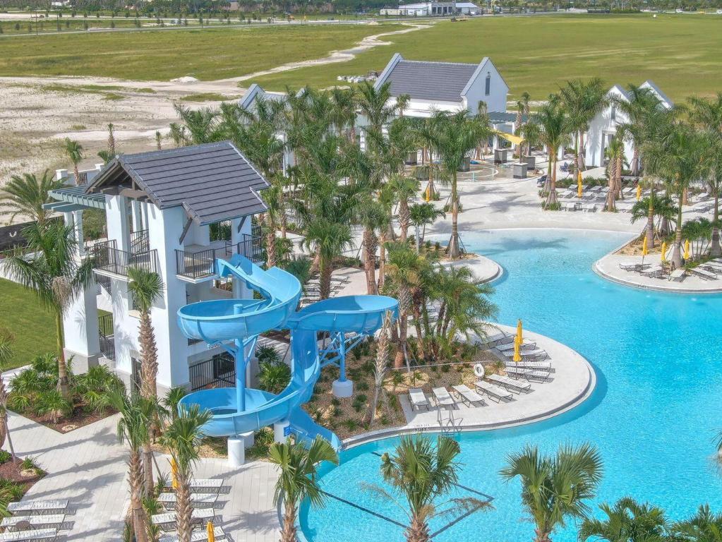 HAMMOCKS OF WESTLAKE PHASE 2 - Residential