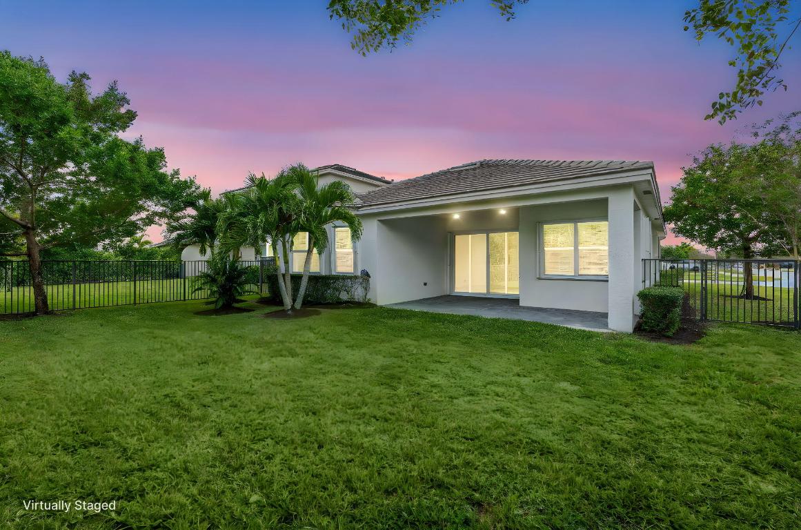 HAMMOCKS OF WESTLAKE PHASE 2 - Residential