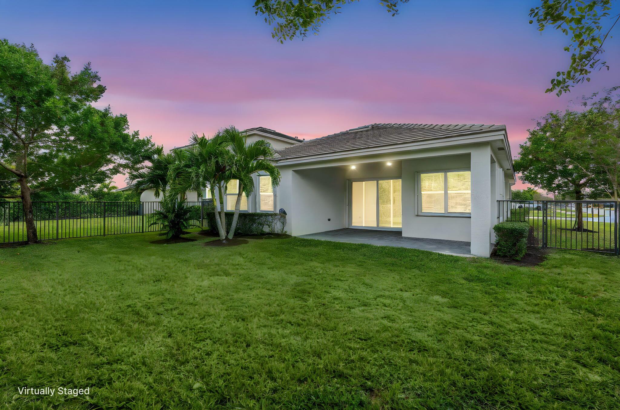 HAMMOCKS OF WESTLAKE PHAS - Residential