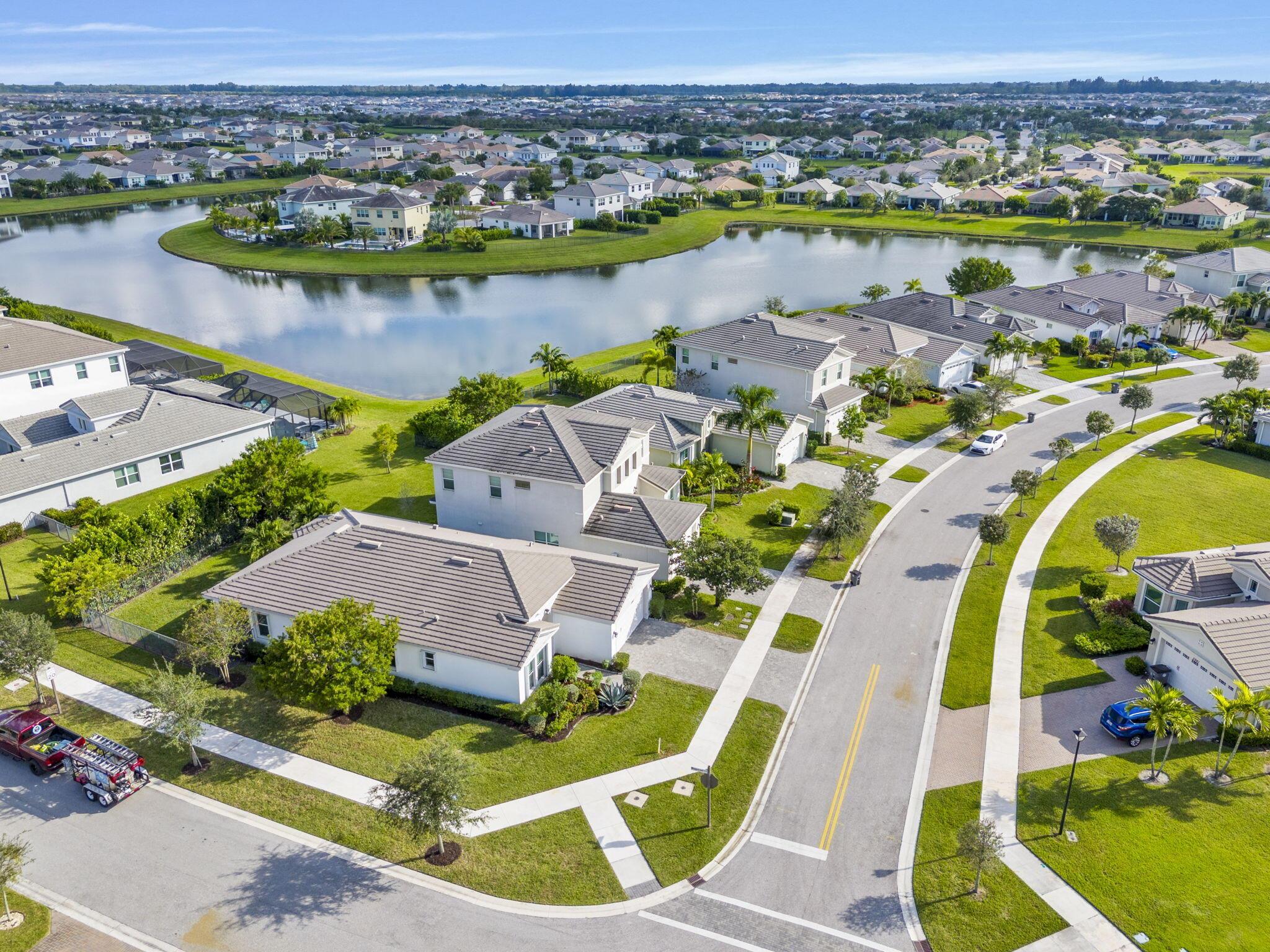 HAMMOCKS OF WESTLAKE PHAS - Residential