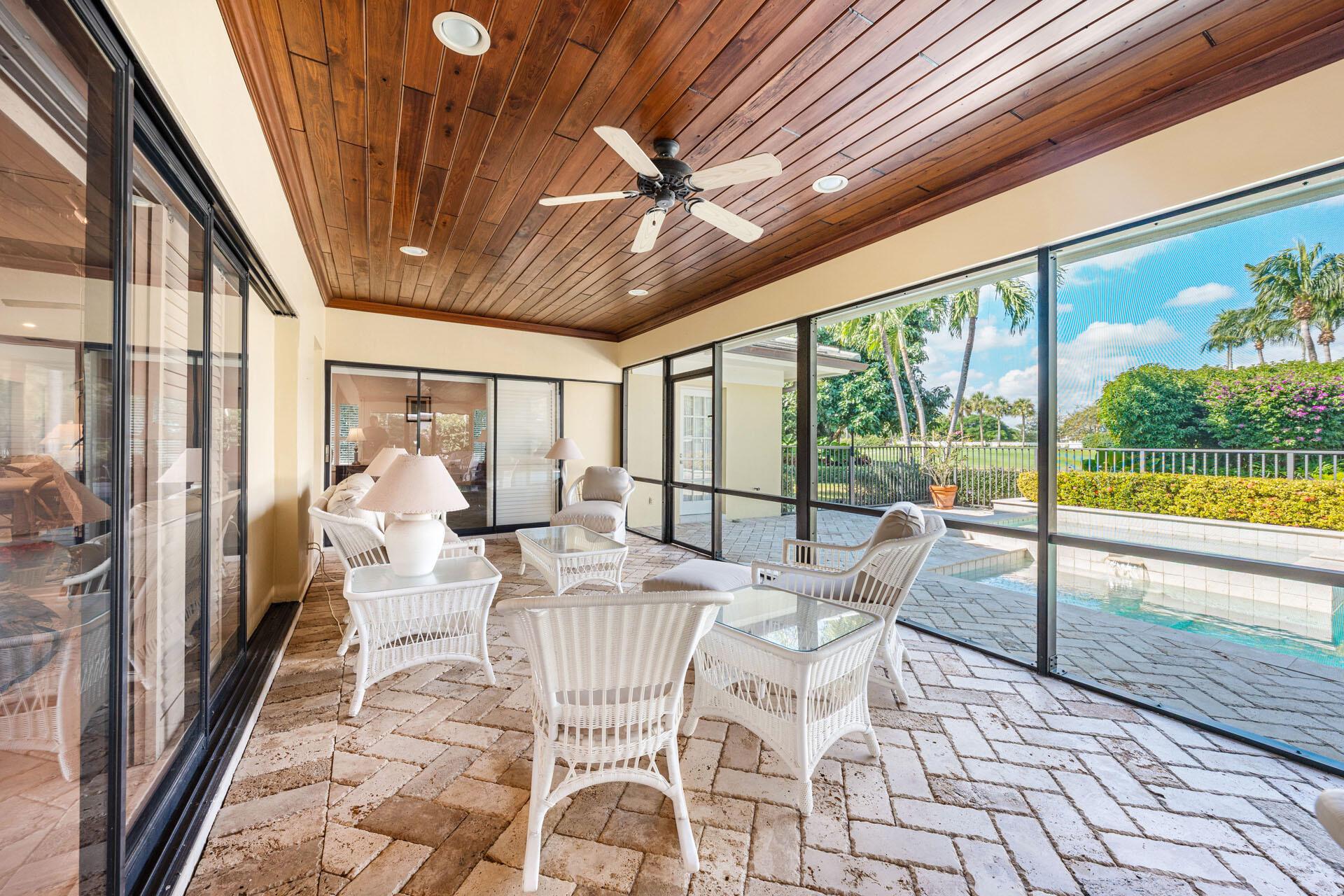 ROYAL PALM YACHT & COUNTR - Residential