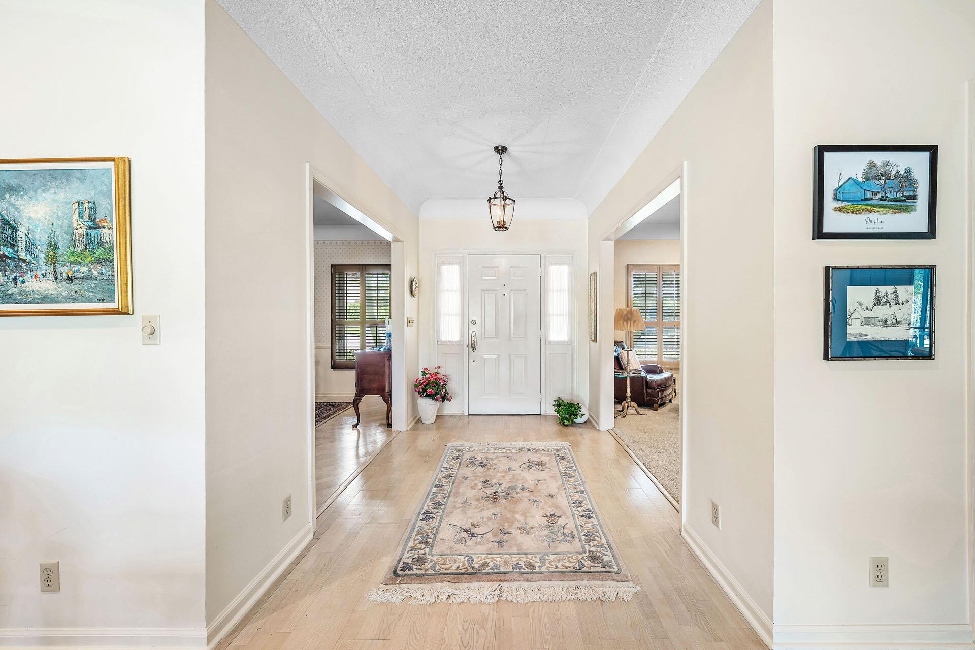 ROYAL PALM YACHT & COUNTR - Residential