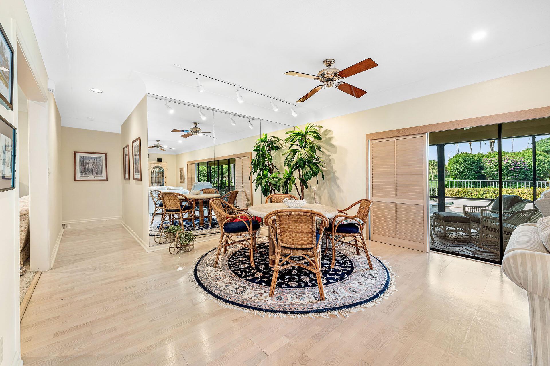 ROYAL PALM YACHT & COUNTR - Residential