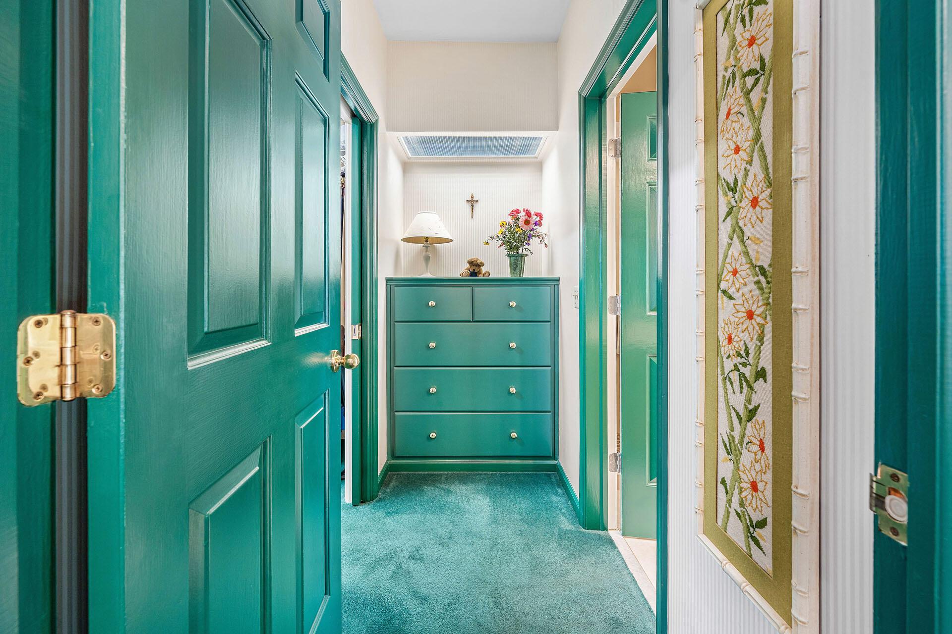 ROYAL PALM YACHT & COUNTR - Residential