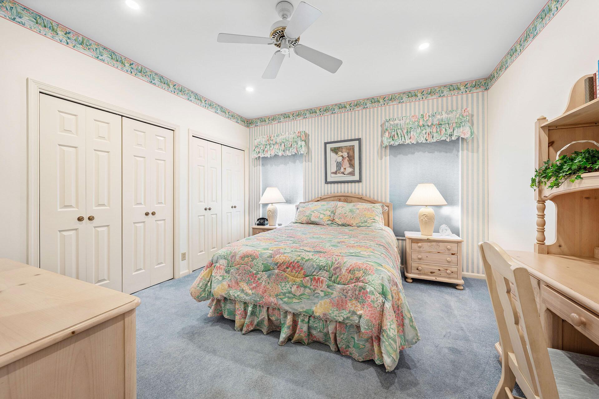 ROYAL PALM YACHT & COUNTR - Residential