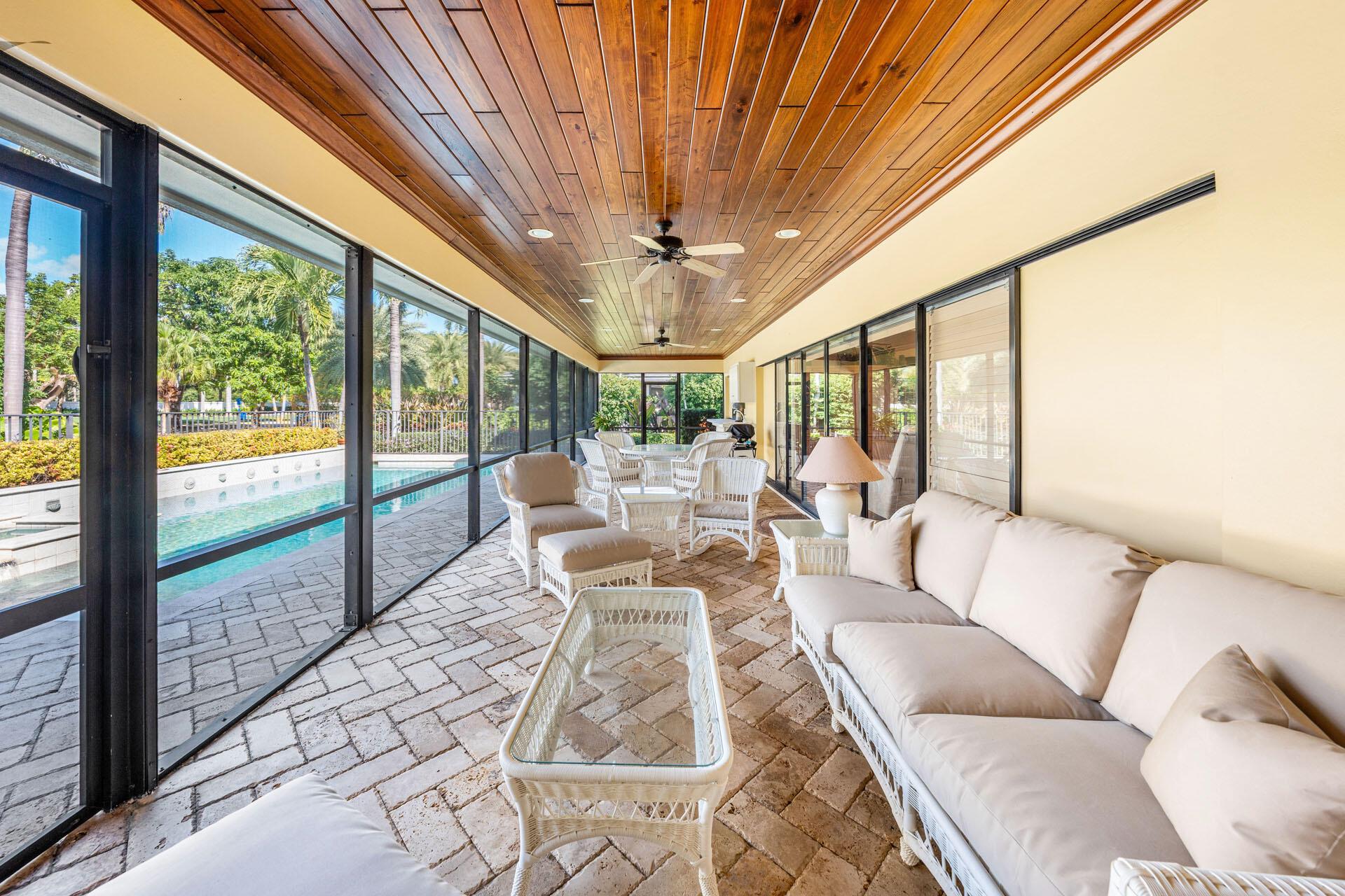 ROYAL PALM YACHT & COUNTR - Residential