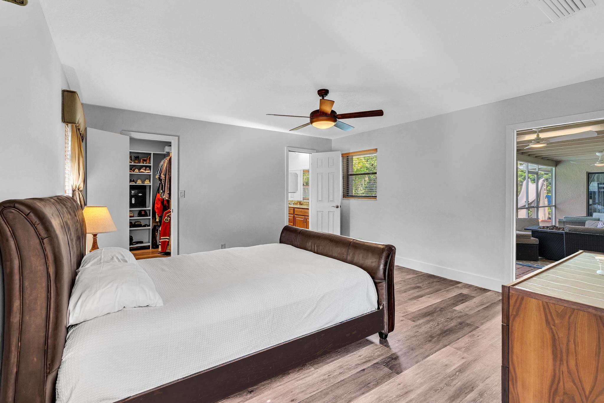 OAK WOOD - Residential