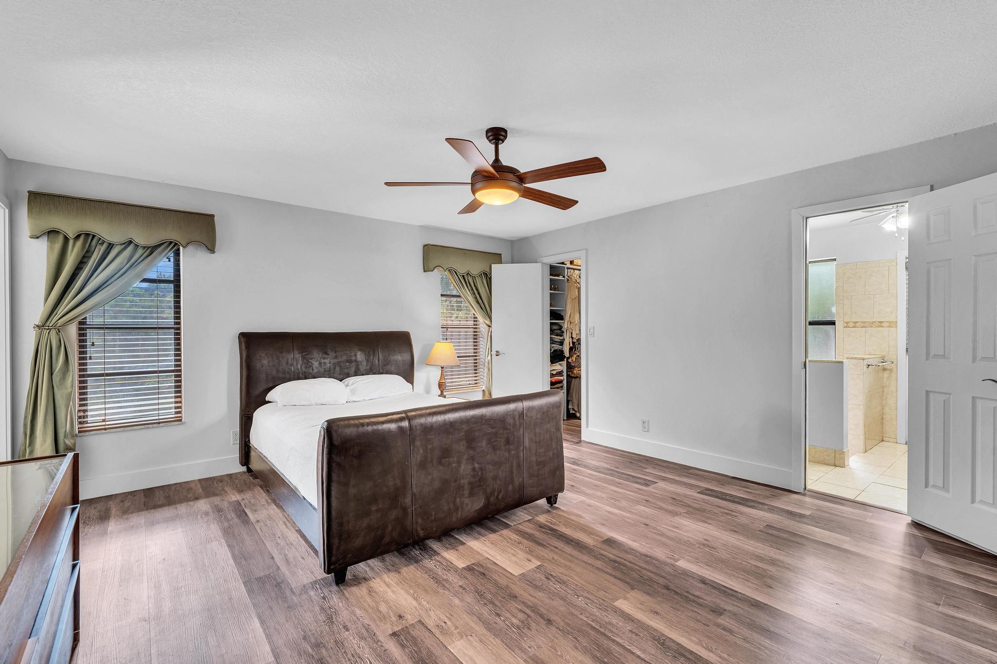 OAK WOOD - Residential