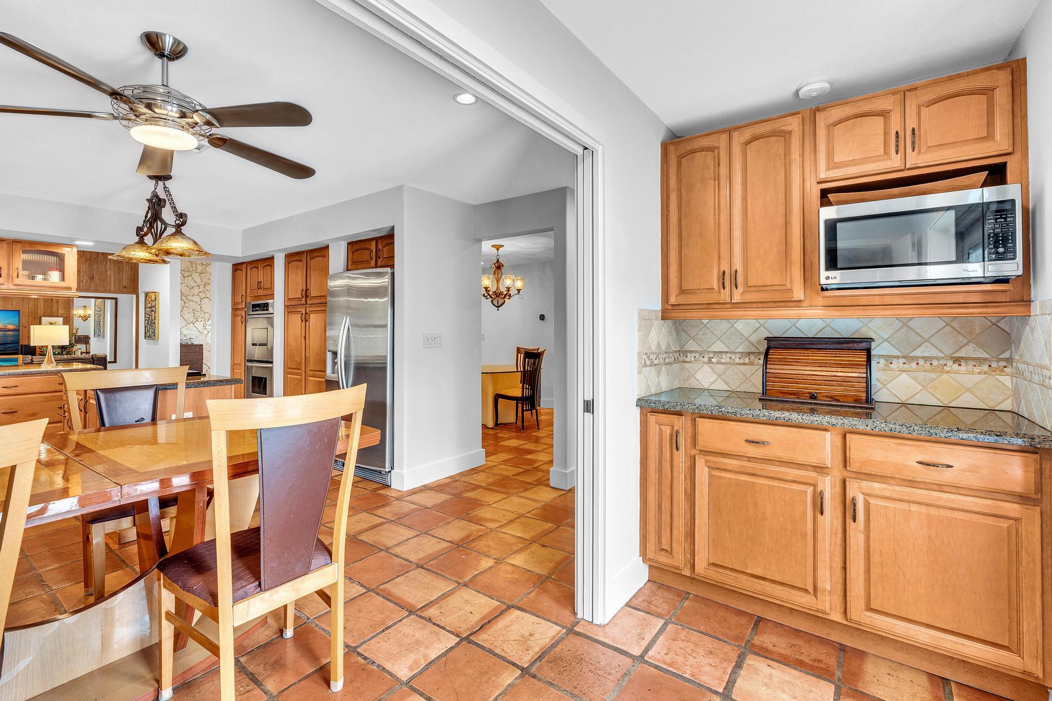 OAK WOOD - Residential