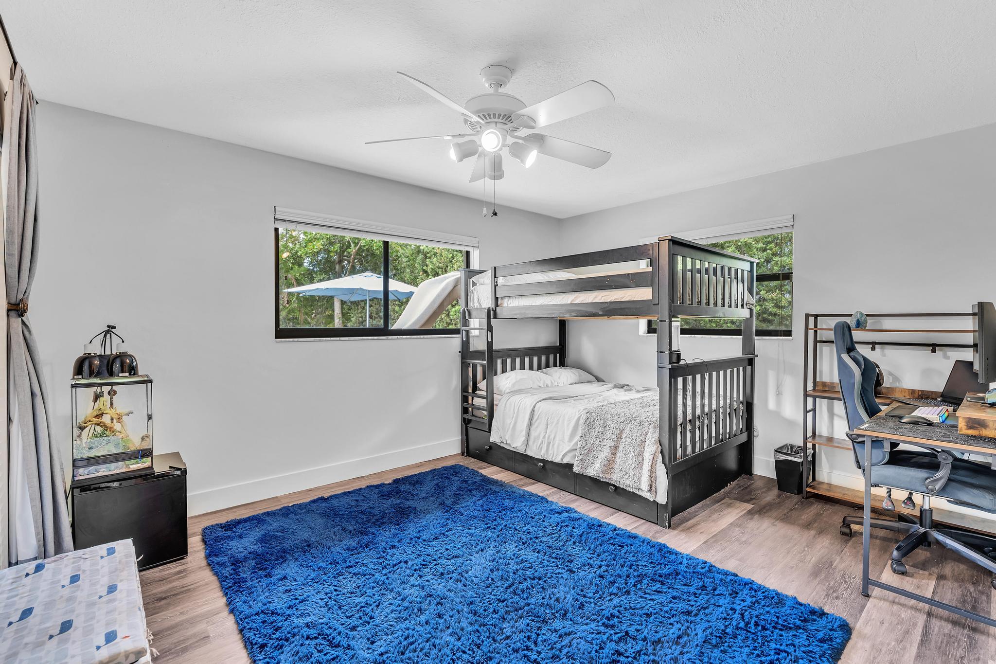 OAK WOOD - Residential