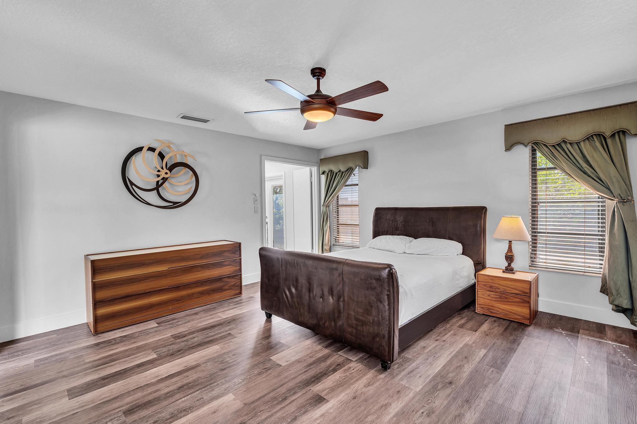 OAK WOOD - Residential