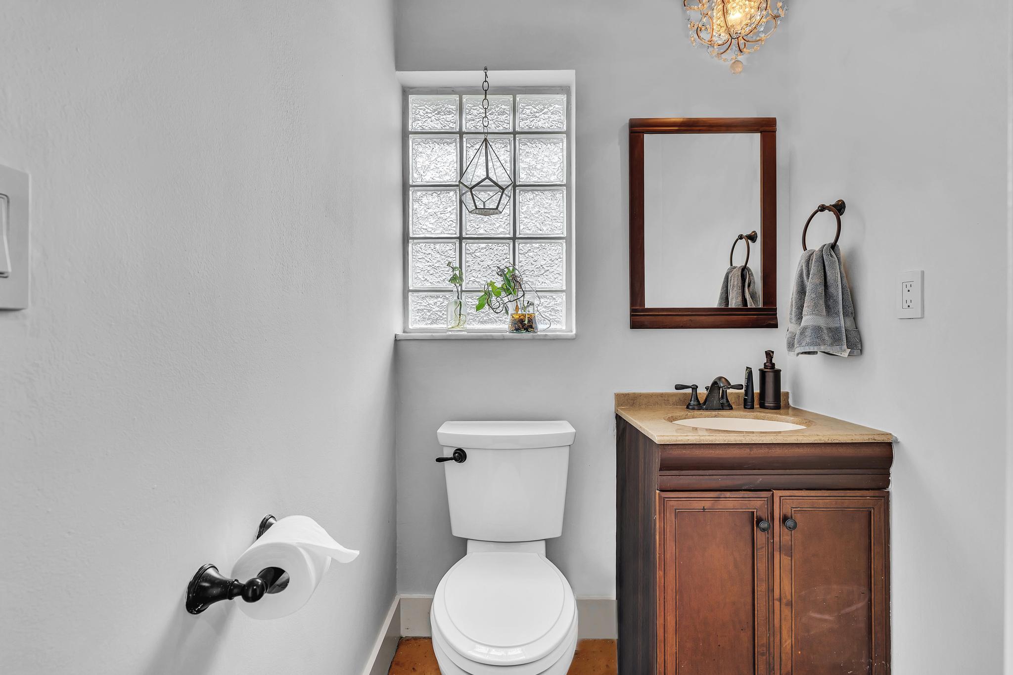 OAK WOOD - Residential