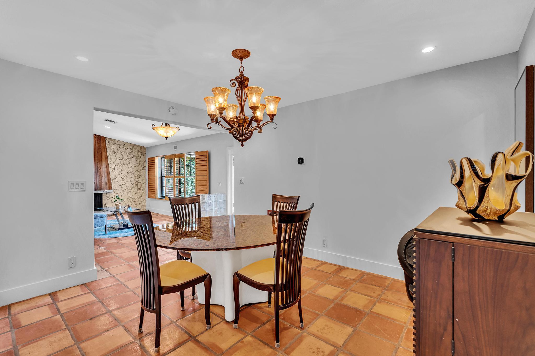 OAK WOOD - Residential