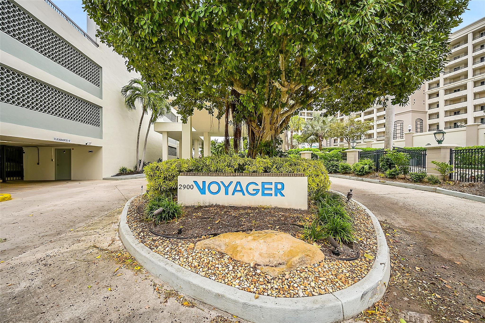 Voyager Condo - Residential