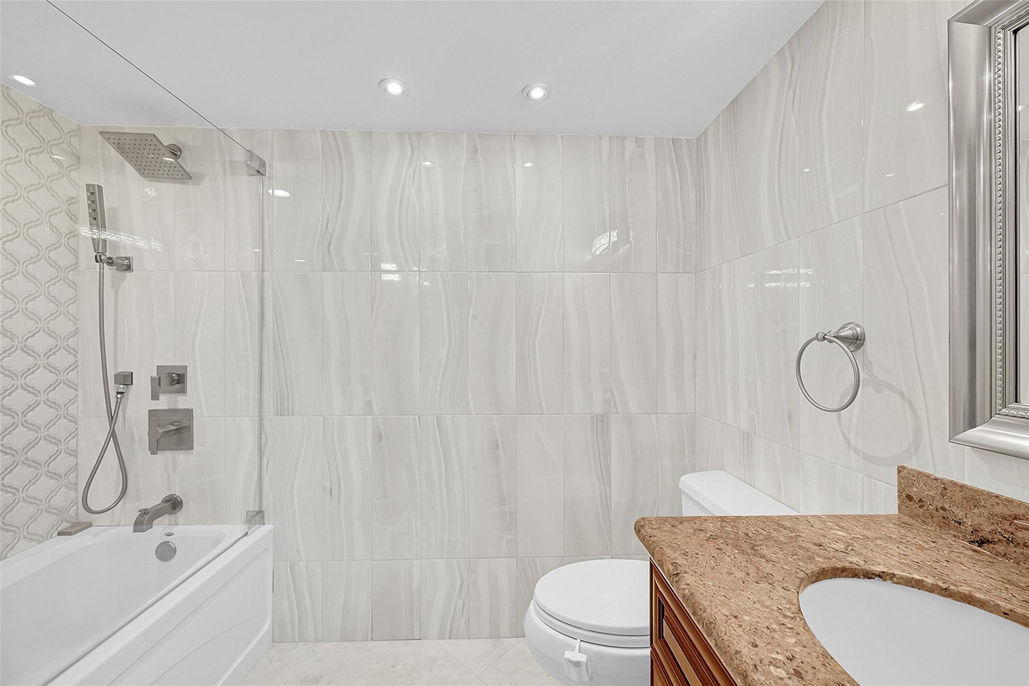 Voyager Condo - Residential
