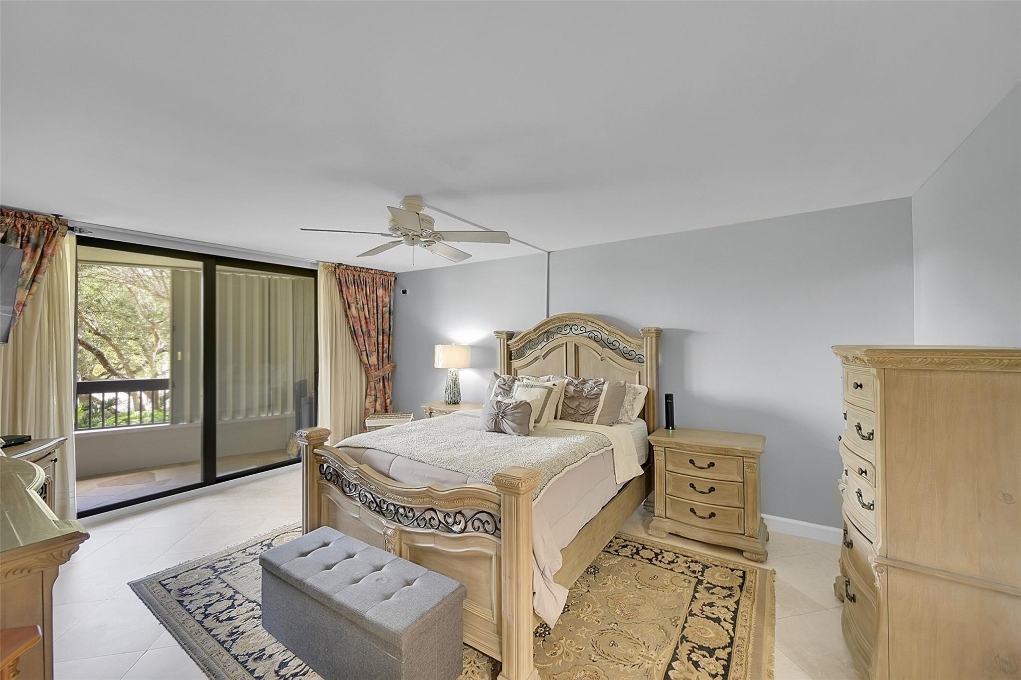 Voyager Condo - Residential