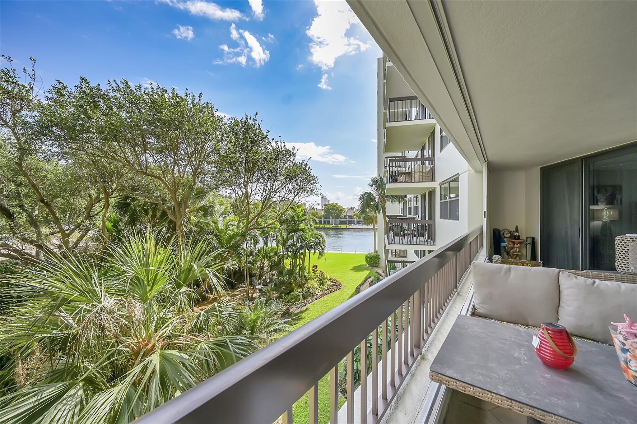 Voyager Condo - Residential