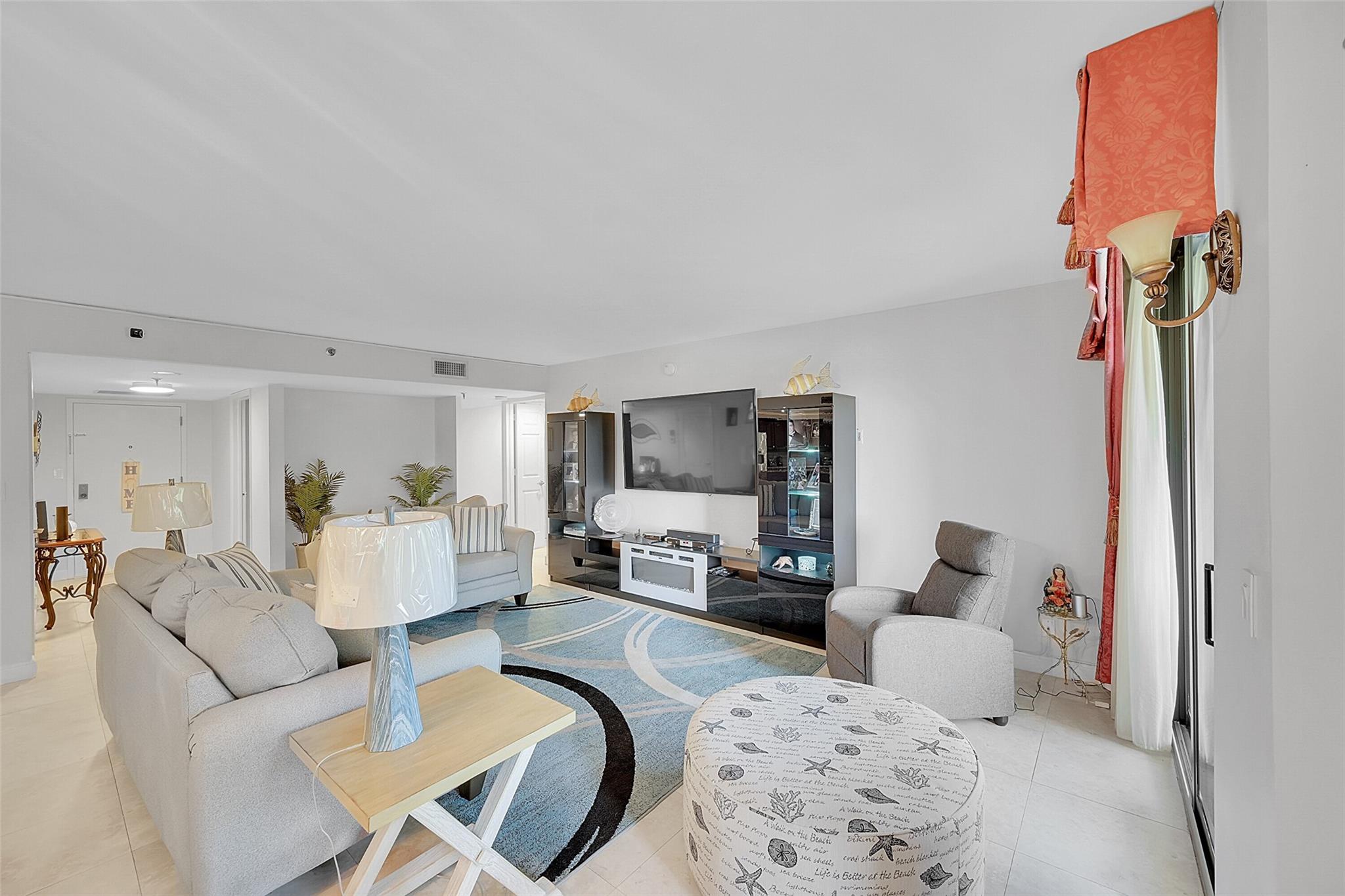 Voyager Condo - Residential