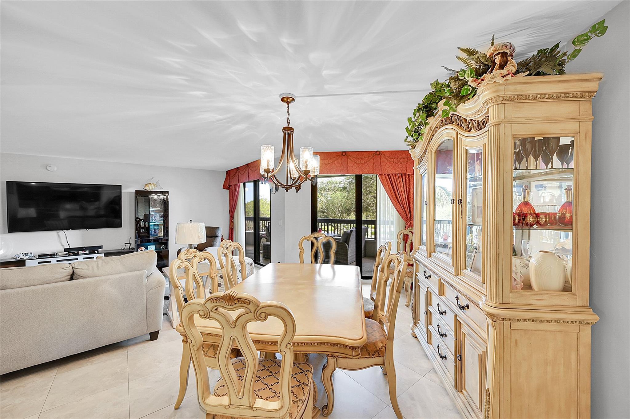 Voyager Condo - Residential