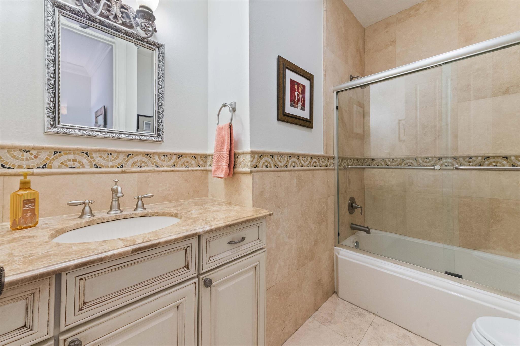 ROYAL OAK HILLS - Residential