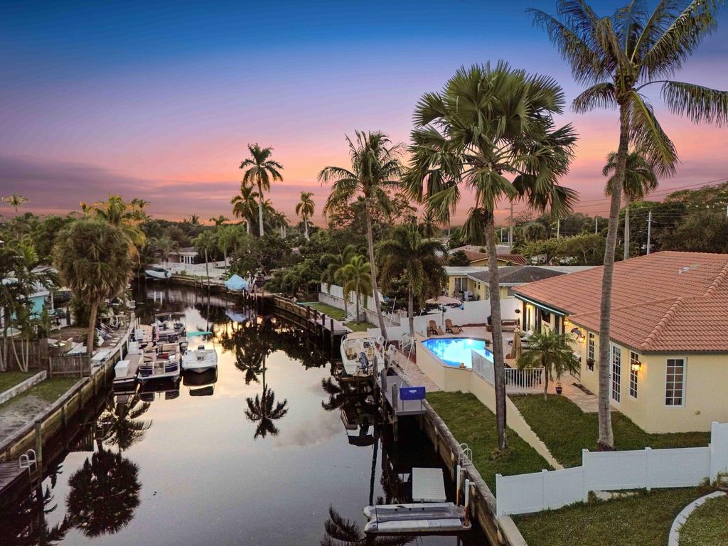 Photo of 746 W Palmetto Park Road, Boca Raton, FL 33486 (MLS # R11146099)