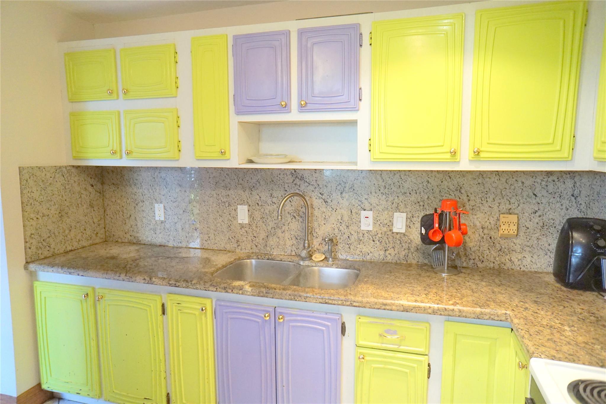 2821 Somerset Dr 203