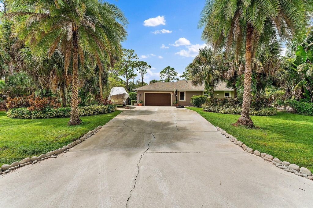 Photo of 9511 150th Court N, Jupiter, FL 33478 (MLS # R10923660)