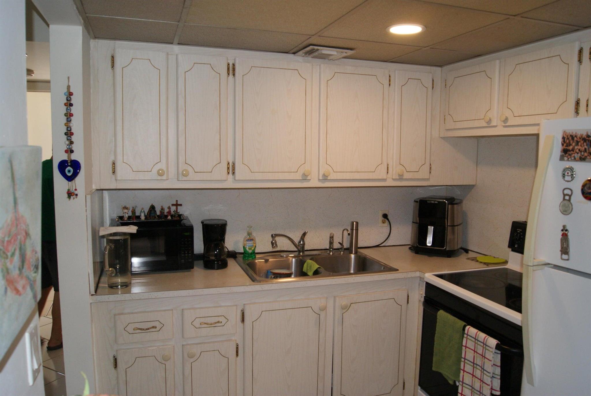 SHEFFIELD CONDOS A TO Q - Residential