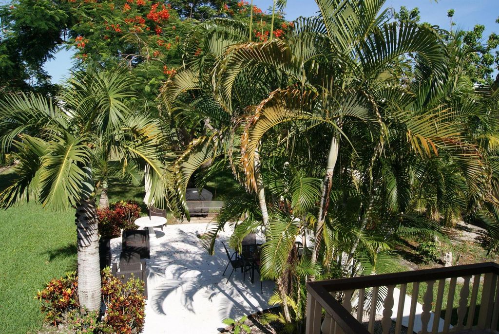 Photo of 215 Sheffield #I, West Palm Beach, FL 33417 (MLS # R11135793)