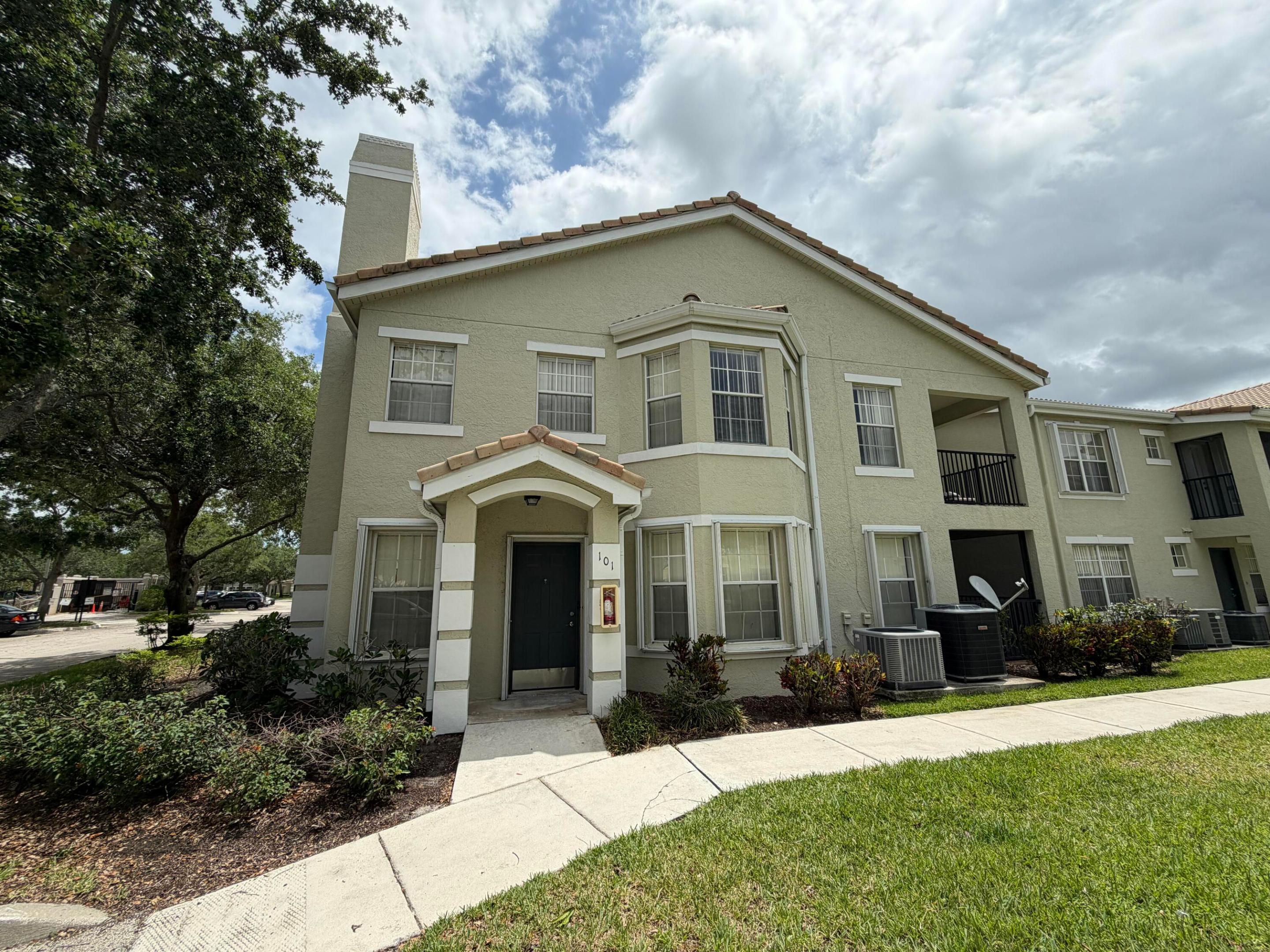 THE BELMONT II AT ST LUCIE WEST, A CONDOMINIUM - Residential