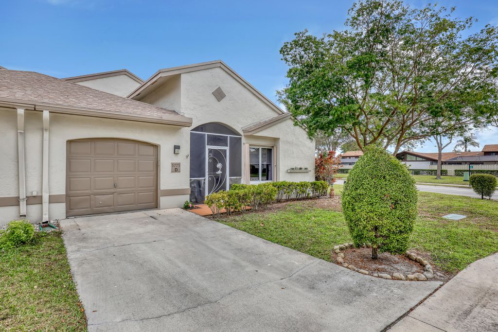 Photo of 9775 Boca Gardens Circle N #D, Boca Raton, FL 33496 (MLS # R11054485)