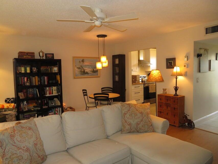 LAKESIDE VILLAGE CONDO 9 - Residential