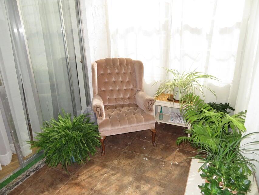 LAKESIDE VILLAGE CONDO 9 - Residential