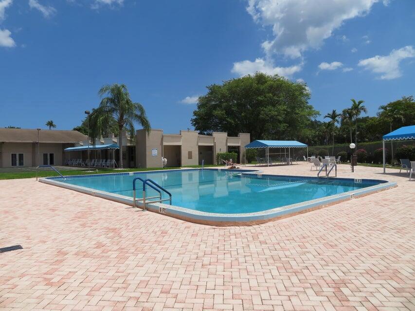 LAKESIDE VILLAGE CONDO 9 - Residential