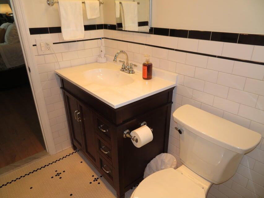 LAKESIDE VILLAGE CONDO 9 - Residential