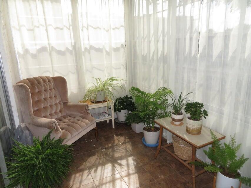 LAKESIDE VILLAGE CONDO 9 - Residential