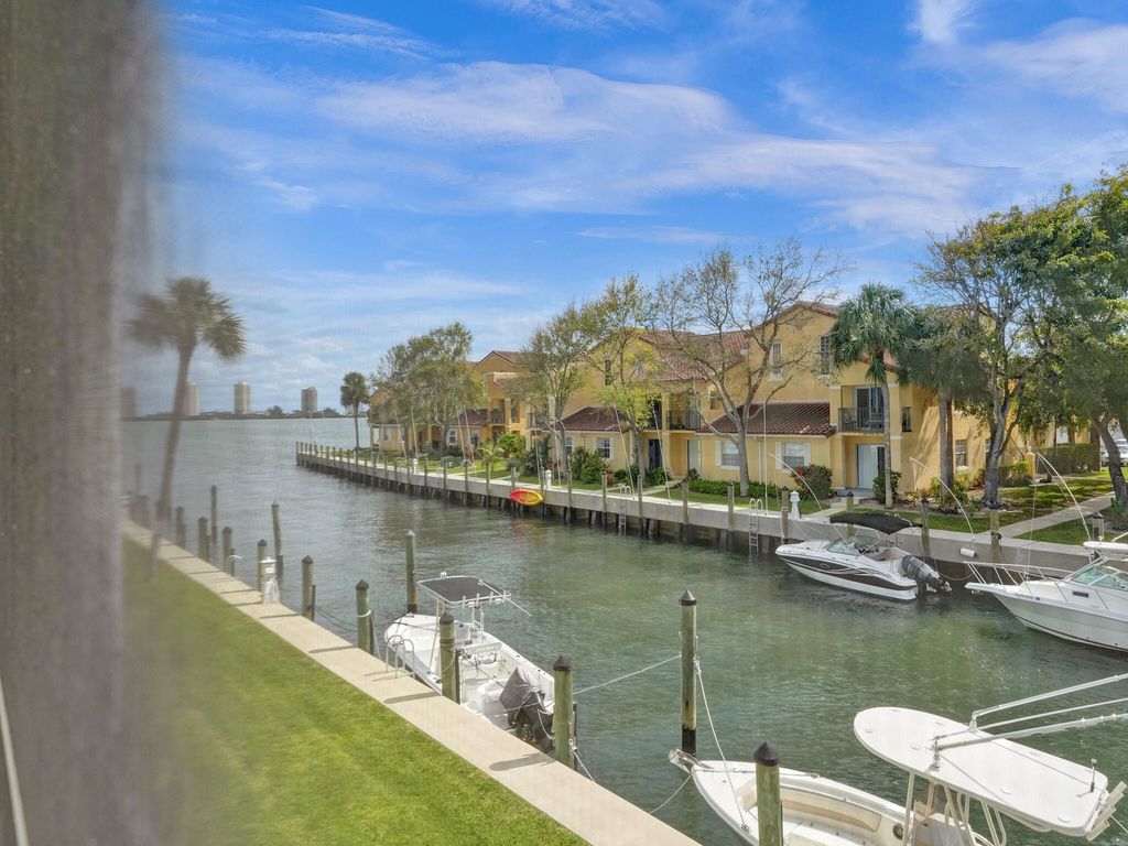 Photo of 120 Lehane Terrace #208, North Palm Beach, FL 33408 (MLS # R10961373)