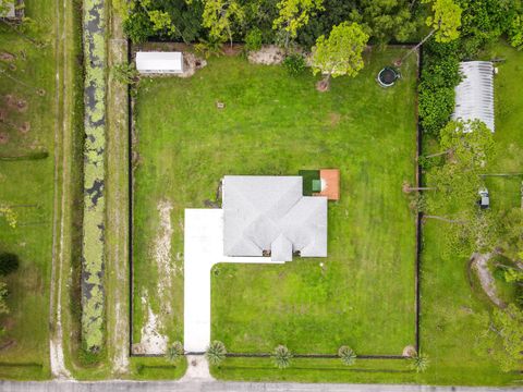 A home in Loxahatchee