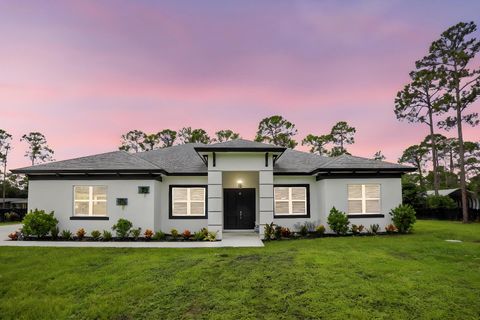 A home in Loxahatchee