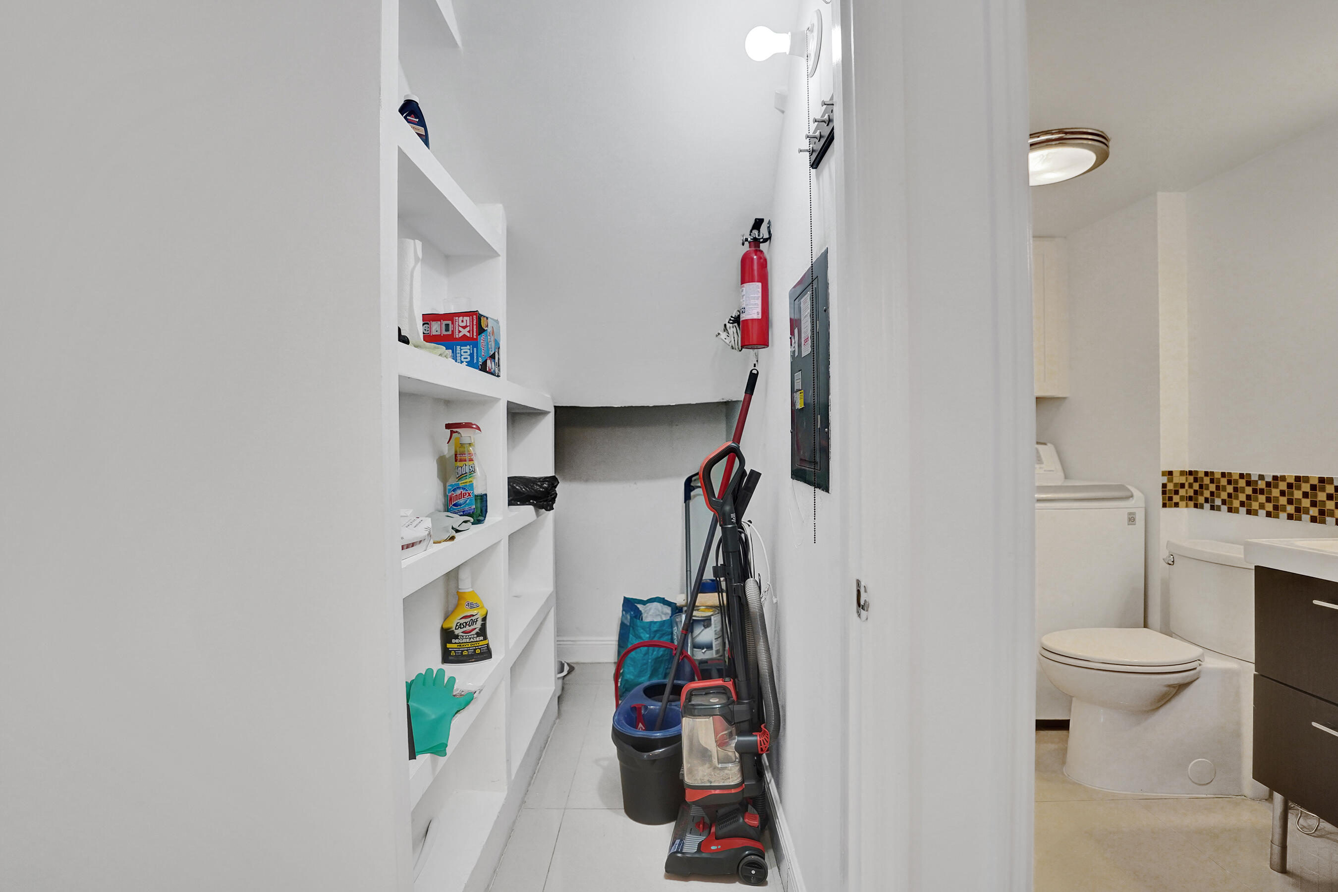 DELRAY OAKS WEST CONDO - Residential