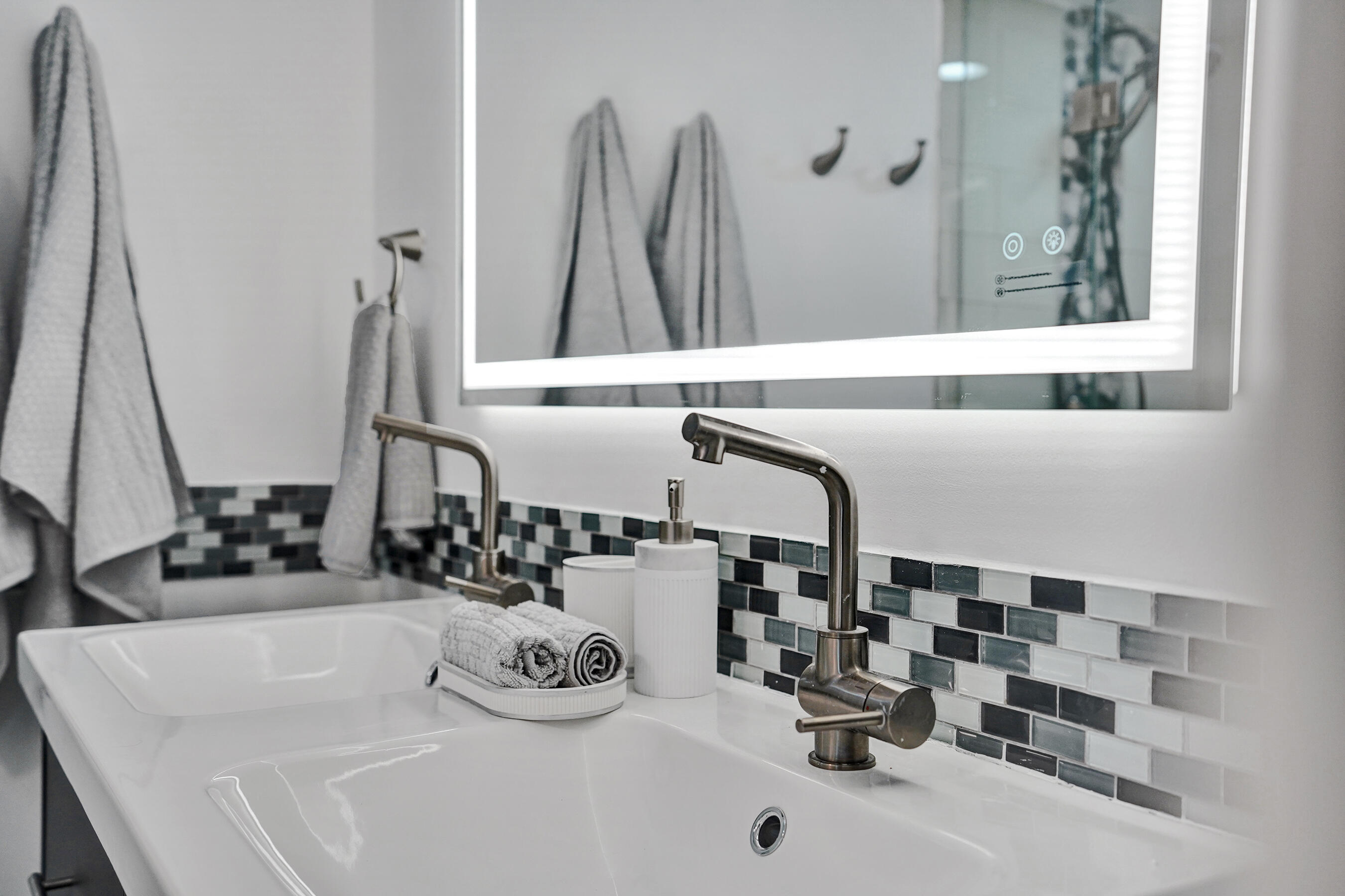 DELRAY OAKS WEST CONDO - Residential