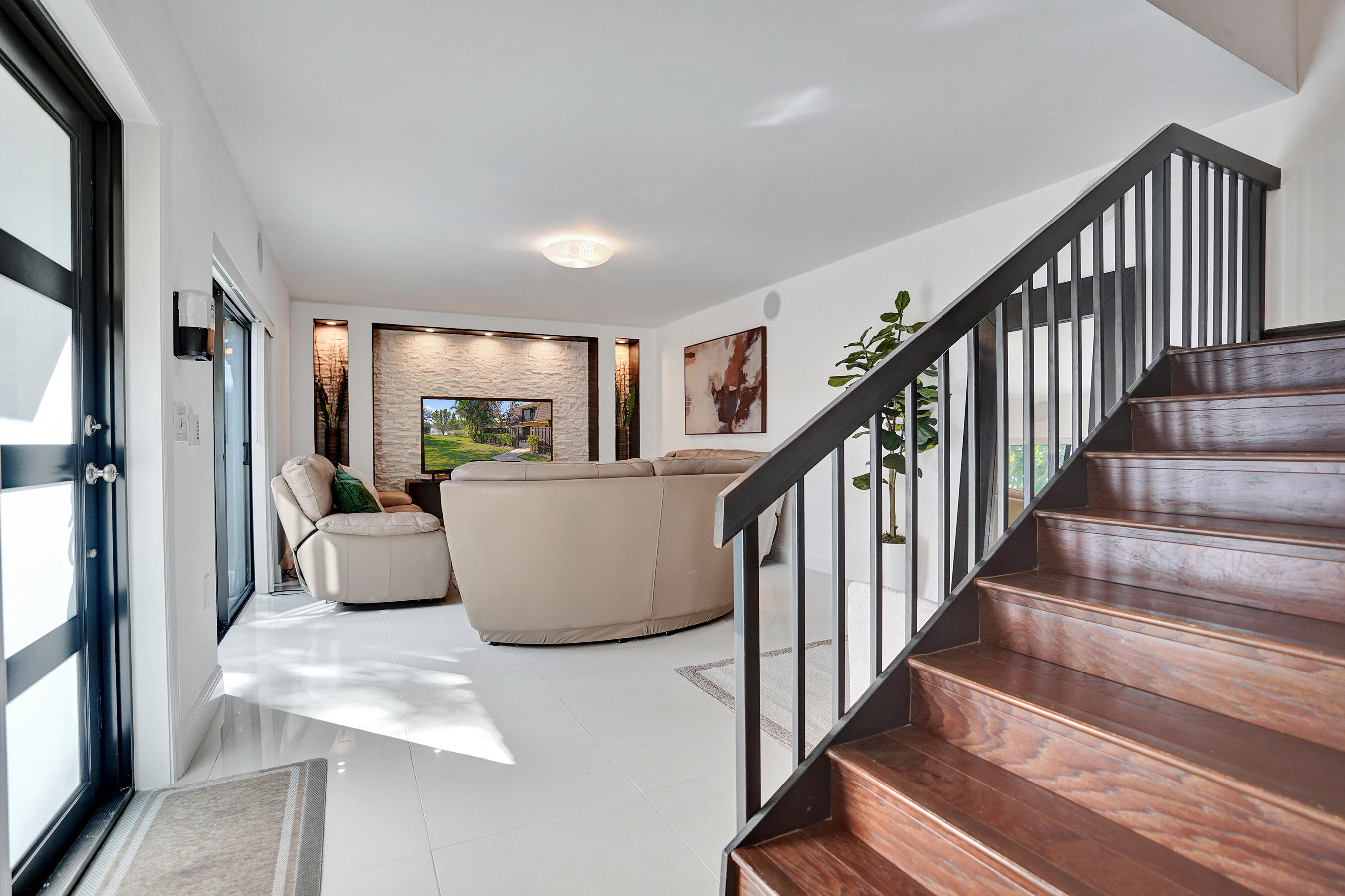 DELRAY OAKS WEST CONDO - Residential