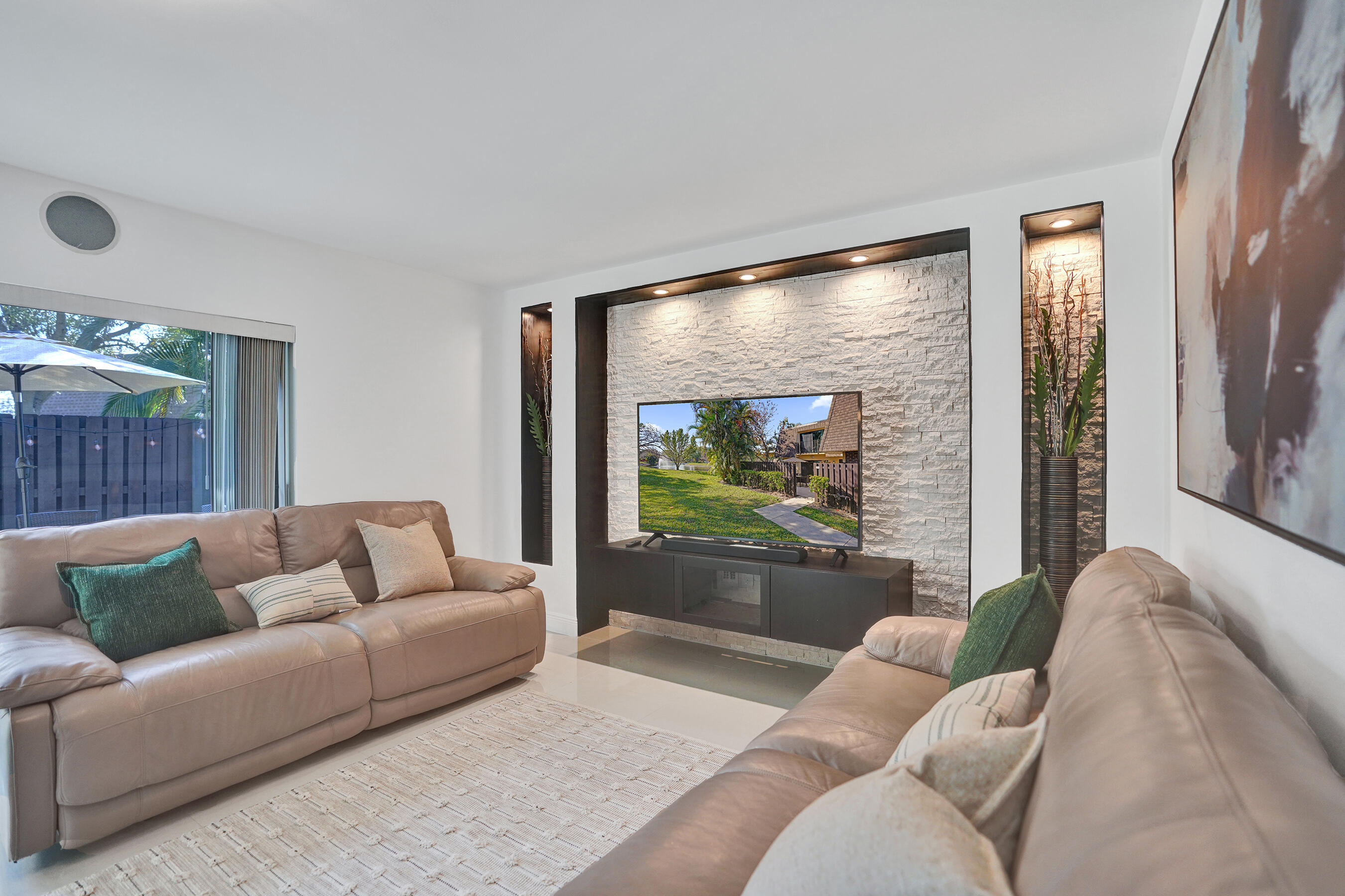 DELRAY OAKS WEST CONDO - Residential