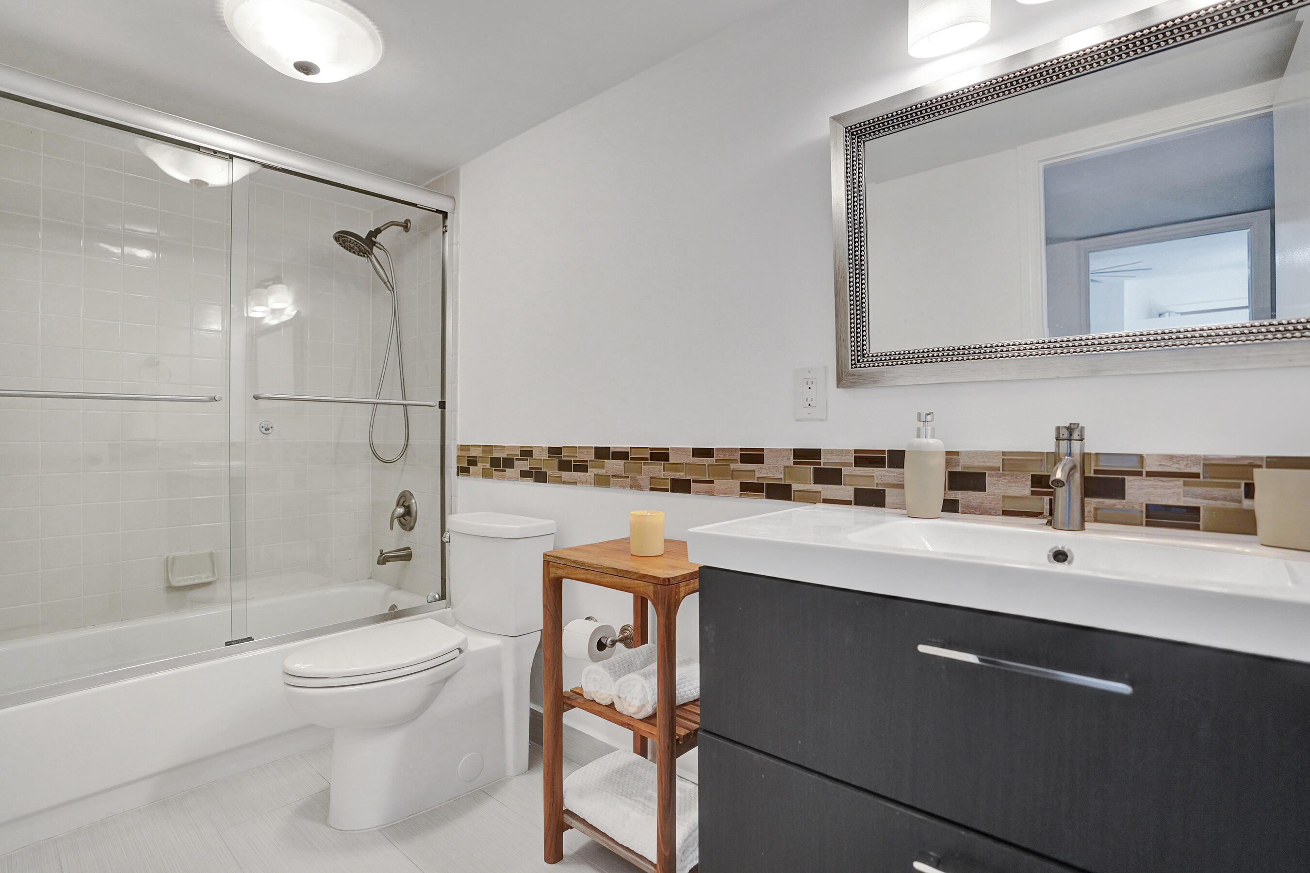 DELRAY OAKS WEST CONDO - Residential