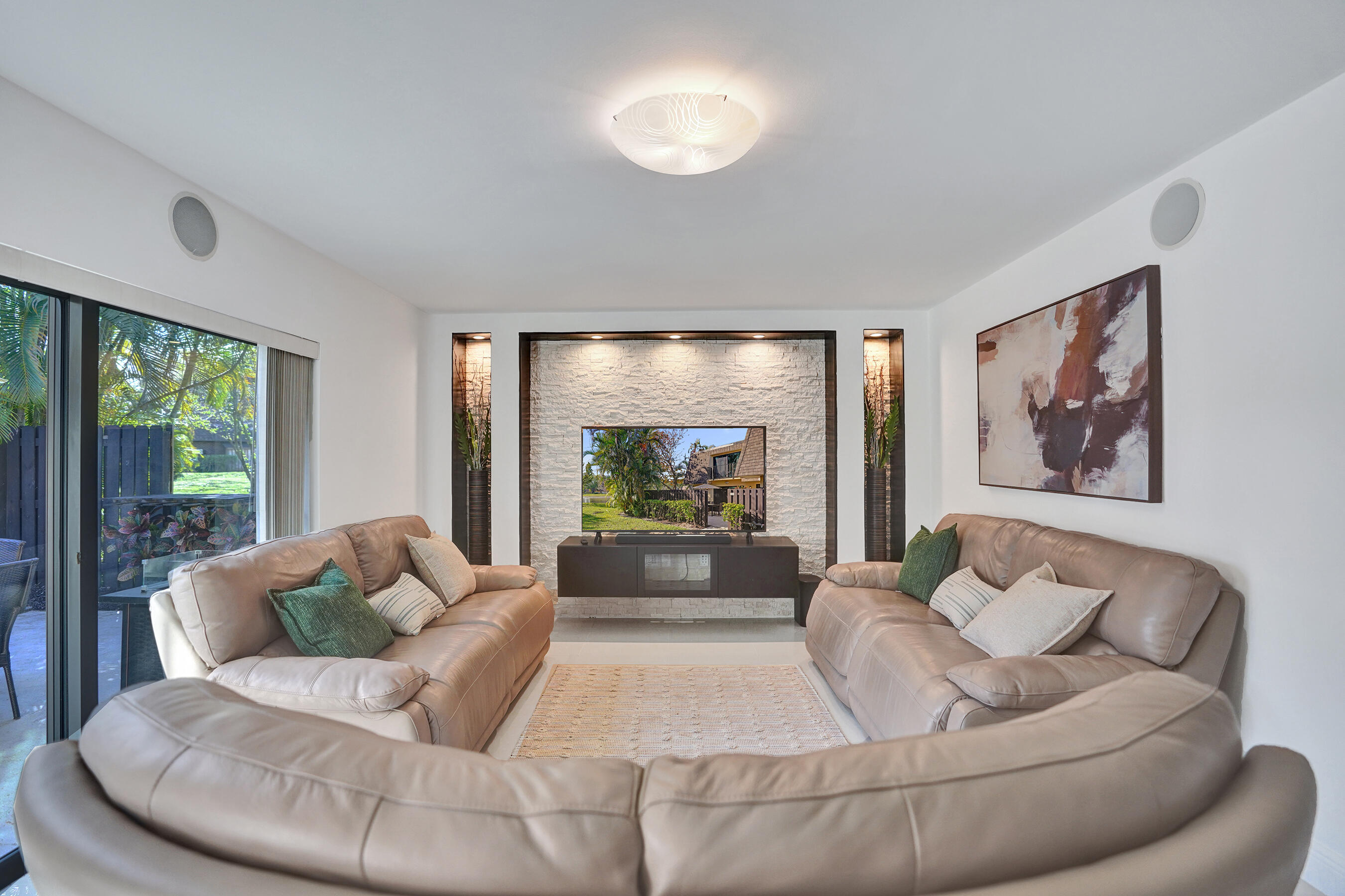 DELRAY OAKS WEST CONDO - Residential