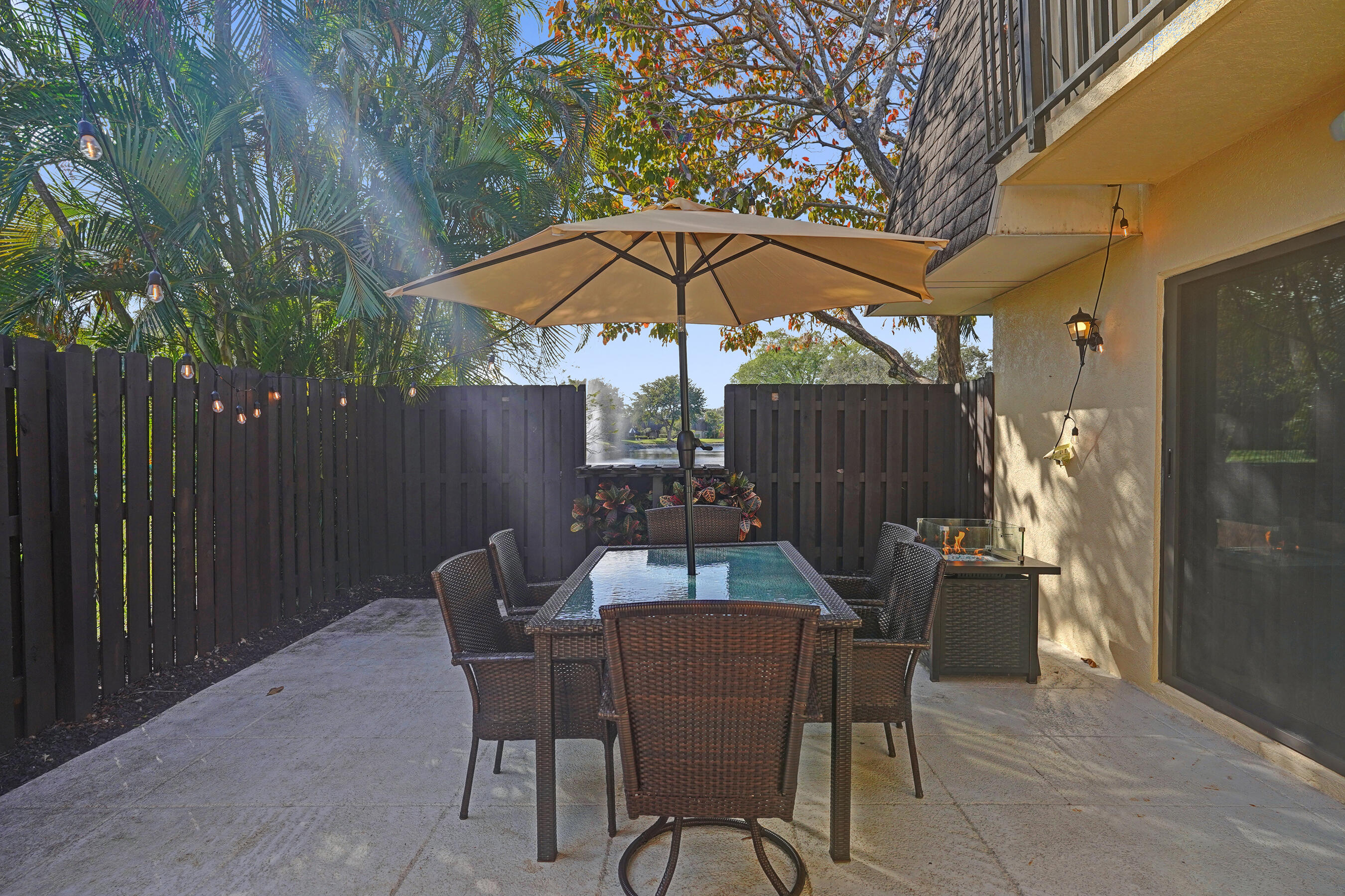 DELRAY OAKS WEST CONDO - Residential